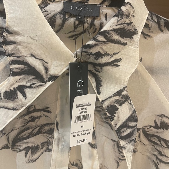 Sheer blouse - Picture 3 of 4